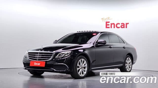 Clasa E E300 4MATIC Exclusive