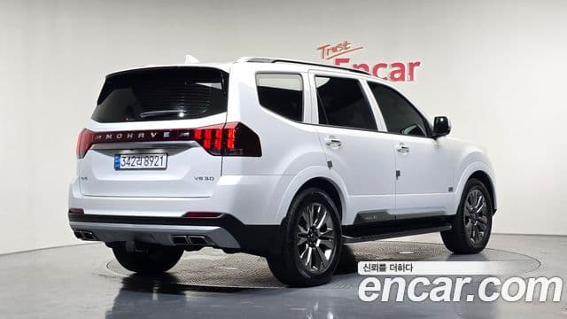Mohave The Master Motorină 3.0 4WD 6 locuri