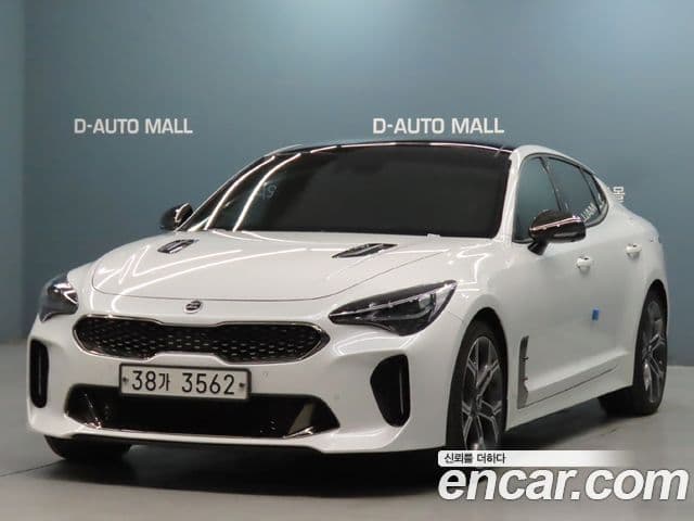 Stinger 2.0 Turbo AWD