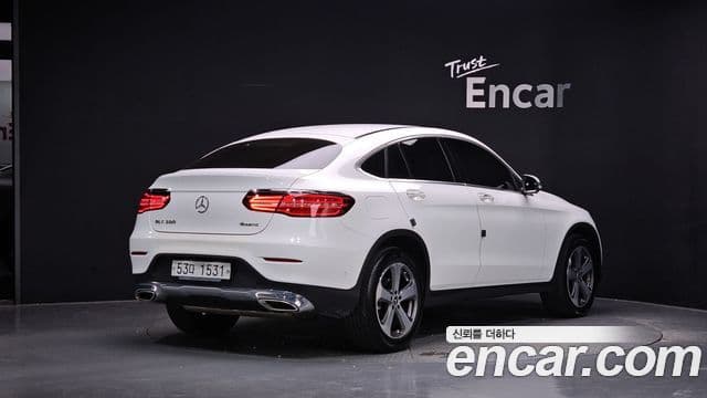Clasa GLC GLC300 4MATIC Coupé