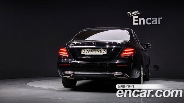 Clasa E E300 Exclusive