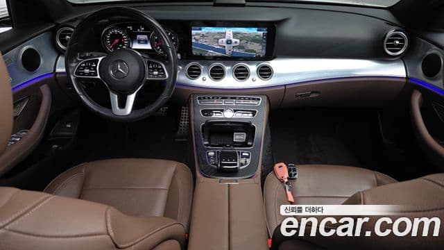Clasa E E250 Avantgarde