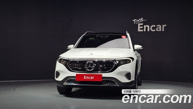 EQB EQB300 4MATIC