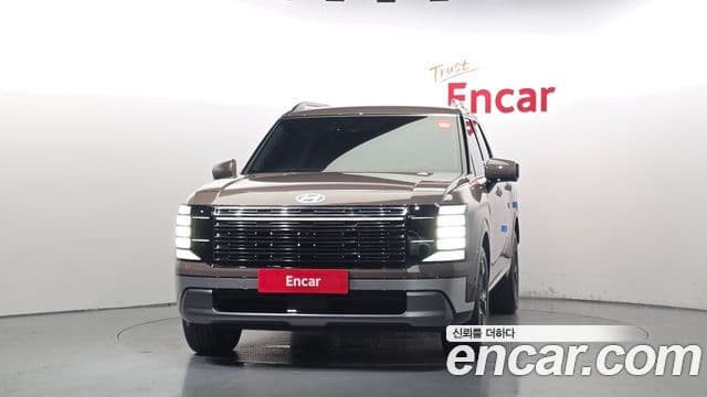 (LX3) Benzină 2.5T 2WD 9 locuri
