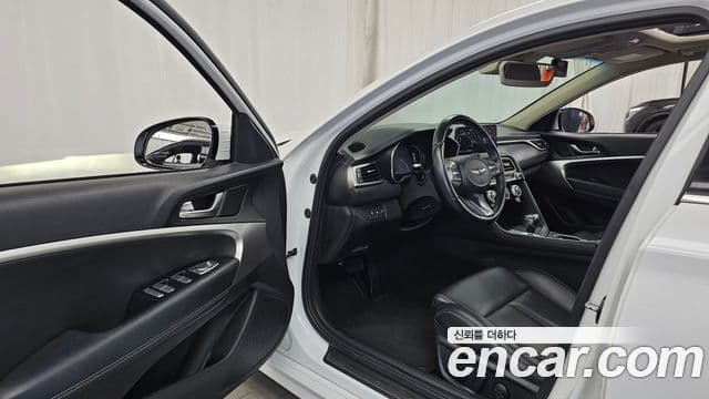 G70 Benzină 2.0T 2WD