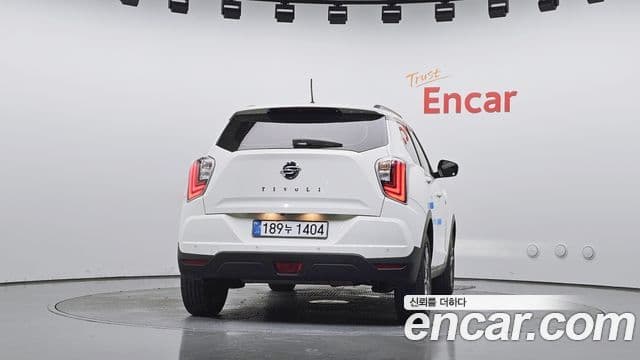 Very New Tivoli Benzină 1.5 2WD