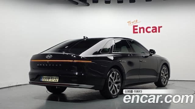 Grandeur 2.5 Benzină 2WD