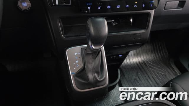 Staria HEV 1.6 Cargo 5 locuri