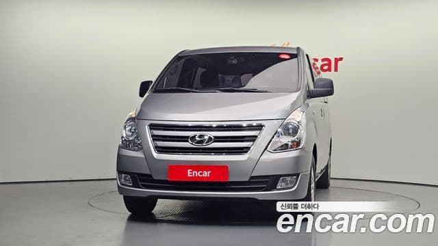 Grand Starex 12 locuri Wagon