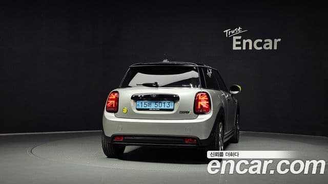 SE