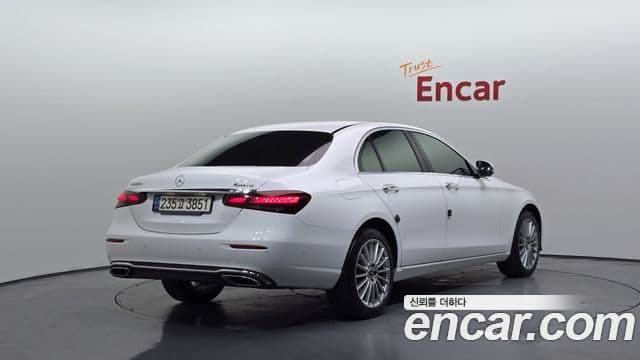 Clasa E E220d 4MATIC Exclusive