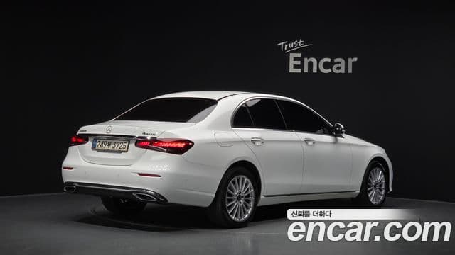 Clasa E E220d 4MATIC Exclusive