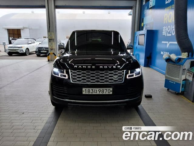 Range Rover 4.4 SDV8 Vogue SE Motorină