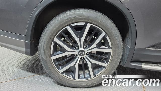 QM6 2.0 LPe RE Signature 2WD