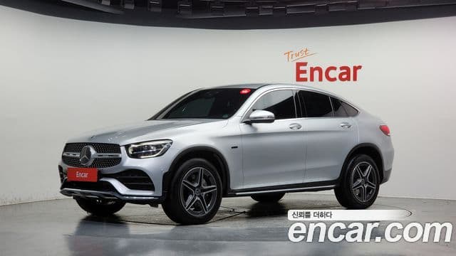 Clasa GLC GLC300e 4MATIC Coupé