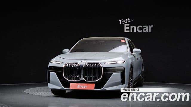Seria 7 740d xDrive M Sport