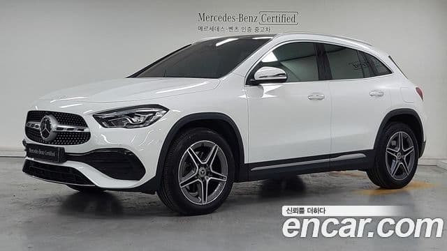 GLA- GLA250 4MATIC