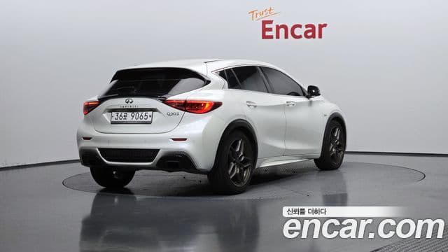 Q30 2.0 Premium