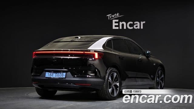 Polestar 4 Long Range