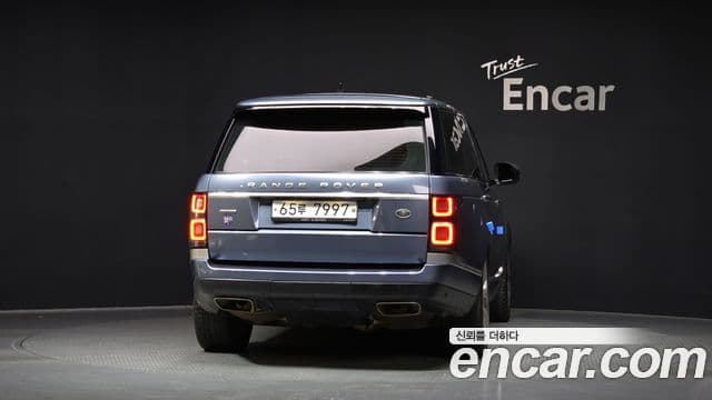 Range Rover 4.4 SDV8 AB Motorină