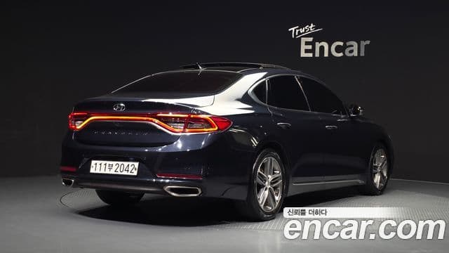 Grandeur 2.2 Motorină Premium