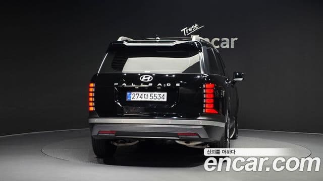 (LX3) Benzină 2.5T 2WD 9 locuri