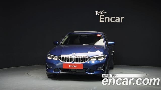 Seria 3 320i Luxury