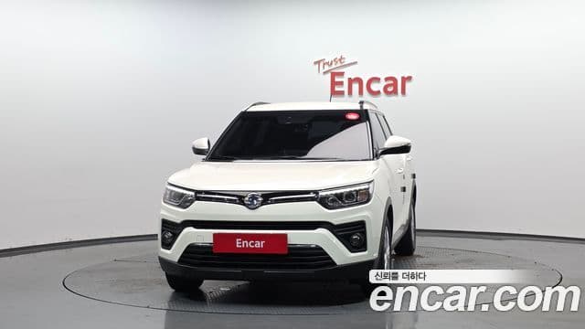 Very New Tivoli Benzină 1.5 2WD