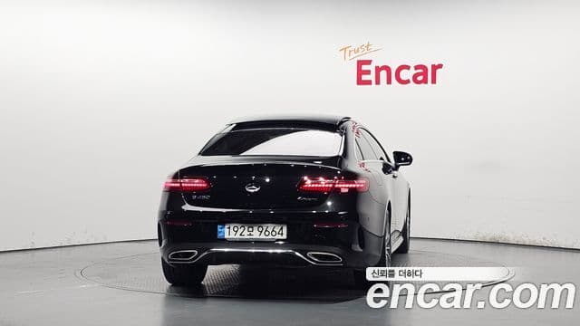 Clasa E E450 4MATIC Coupé