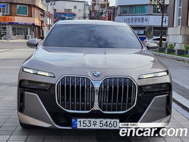 Seria 7 740i sDrive M Sport