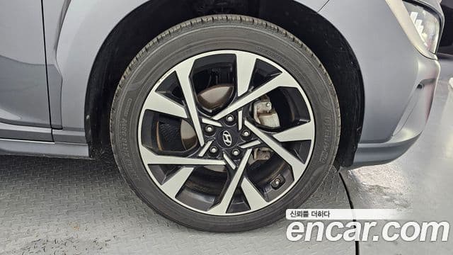 Kona Benzină 2.0 2WD