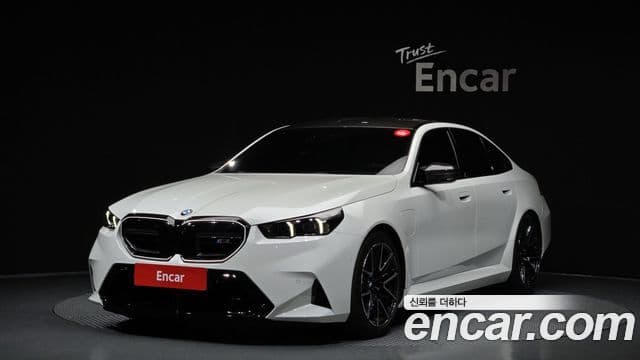 M5 M5 Sedan