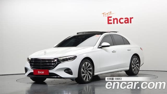 Clasa E E300 4MATIC Exclusive