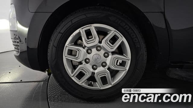 Staria L3.5 Cargo 5 locuri