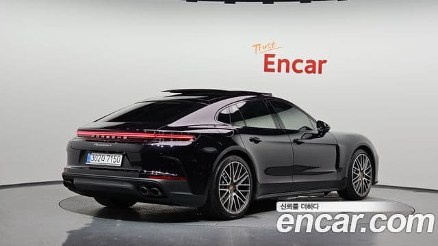(976) 2.9 AWD