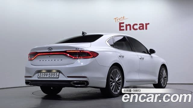 Grandeur 2.2 Motorină Premium