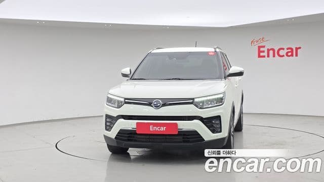 Very New Tivoli Benzină 1.5 2WD