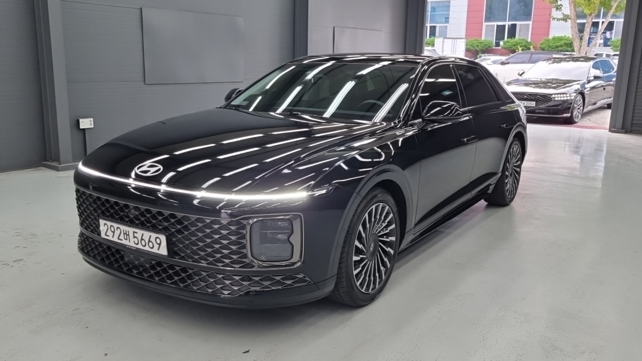 Grandeur 2.5 Benzină 2WD