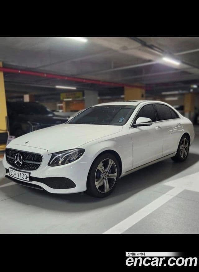 Clasa E E200 Avantgarde