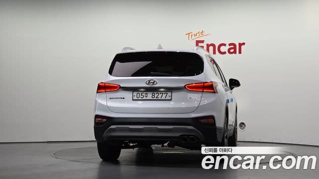 Santa Fe Motorină 2.0 2WD