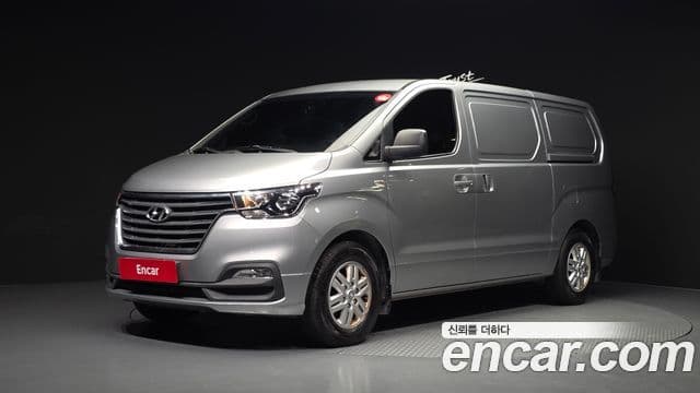 Grand Starex Van 3 locuri