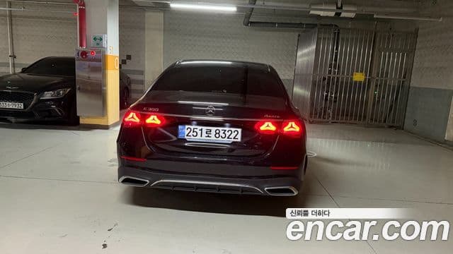 Clasa E E300 4MATIC AMG Line