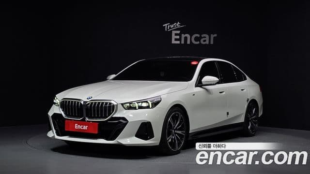 Seria 5 530i xDrive M Sport