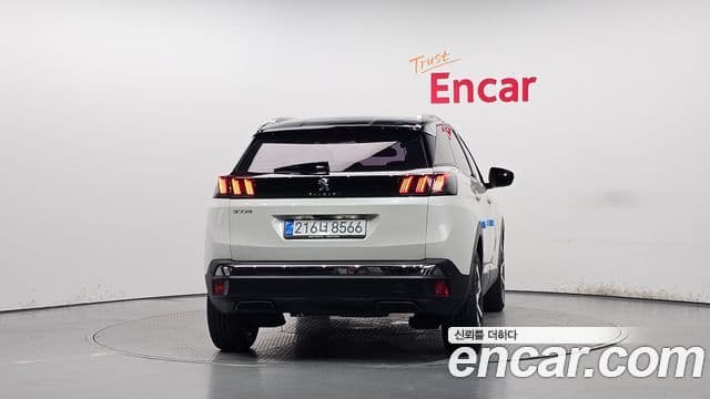 3008 1.2 Pure Tech Allure