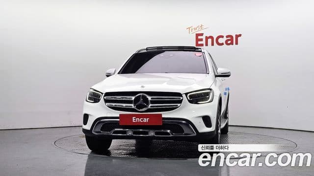 Clasa GLC GLC300e 4MATIC