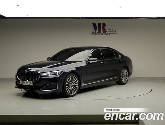 Seria 7 740Li xDrive Design Pure Excellence