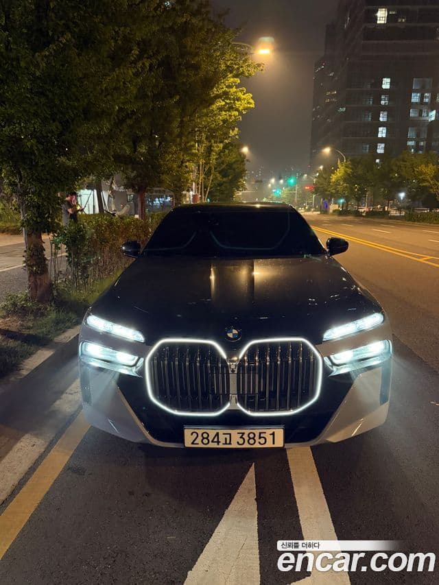 Seria 7 740i sDrive M Sport