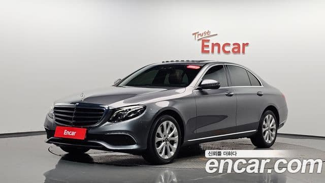Clasa E E300 4MATIC Exclusive