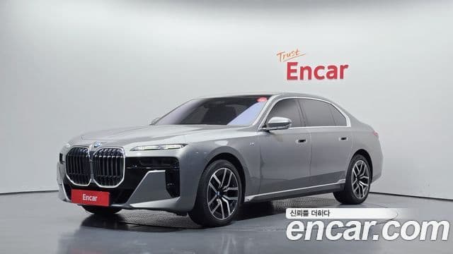 Seria 7 740d xDrive M Sport