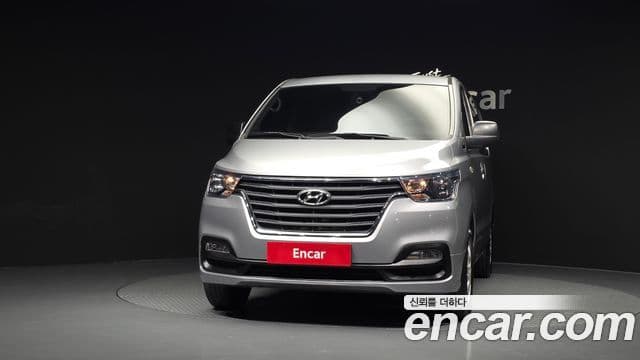 Grand Starex Van 5 locuri